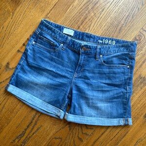 Gap 1969 Real Straight Jean Shorts